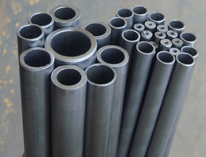 P5 Alloy Steel Pipes